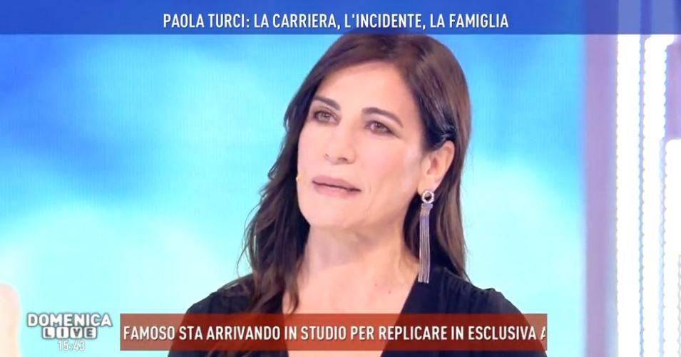 Domenica Live, Paola Turci parla dell'incidente: "La faccia si è aperta. Per due anni mi hanno tolto vetri dal viso"