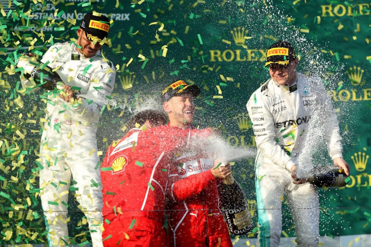 Vettel al settimo cielo: "Successo fantastico, forza Ferrari"