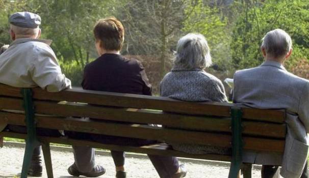 La vita non si allunga più ma ci pensionano più tardi