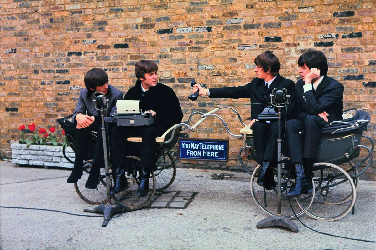 I Beatles, quattro attori comici con il gusto della musica rock