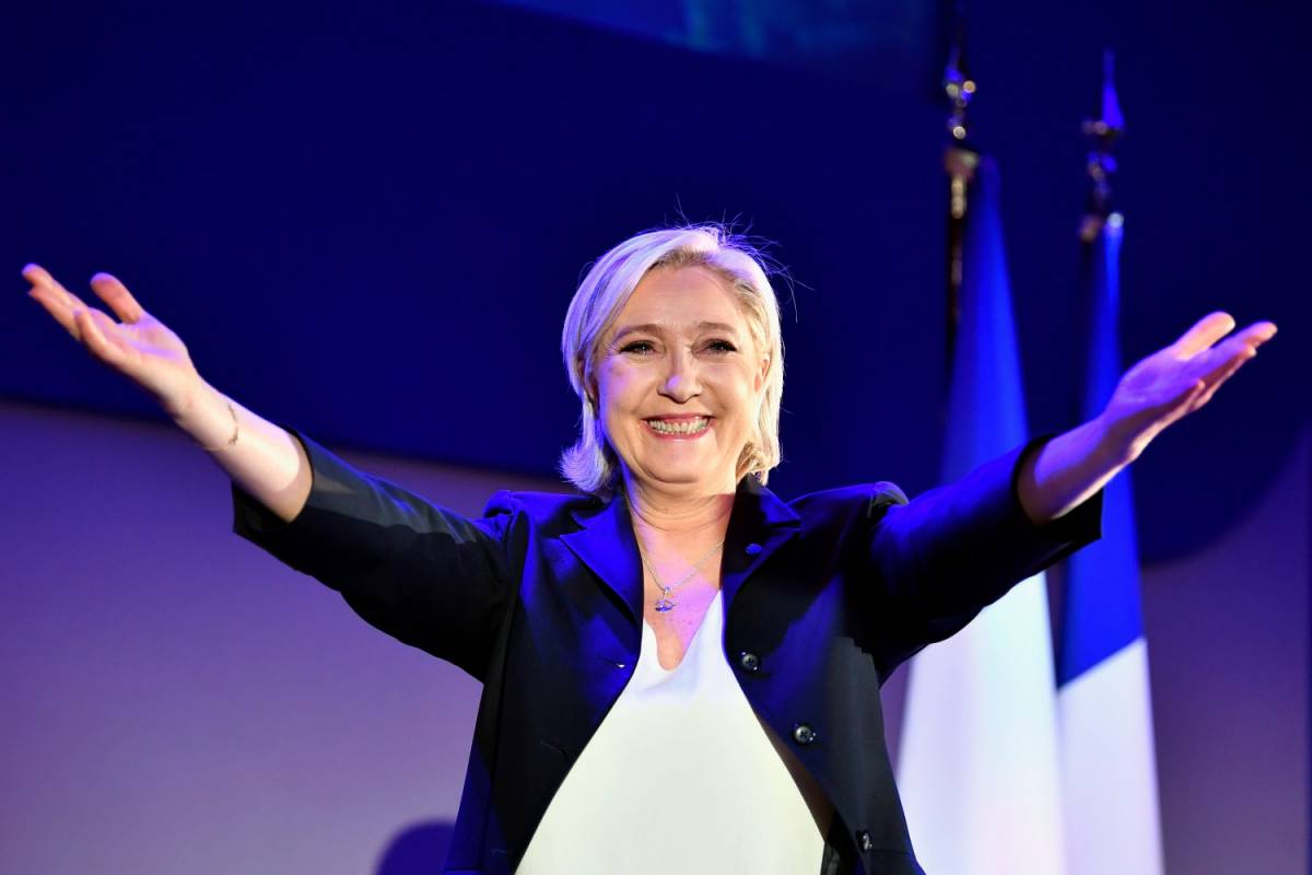 Le Pen: "Un risultato storico. Sono pronta a grandi responsabilità"