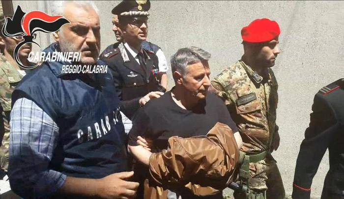 Arrestato Rocco Barbaro, il capo dei capi che faceva il gommista a Buccinasco