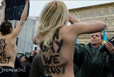Oltraggio in Vaticano: Femen tutte assolte