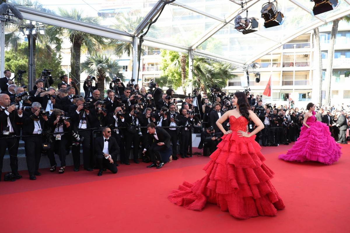 Cannes, pacco sospetto. Poi l'allarme rientra