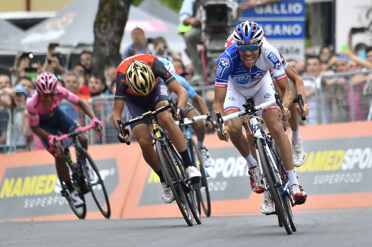 Il Giro all'ultimo giro Dumoulin resiste e punta tutto sulla crono