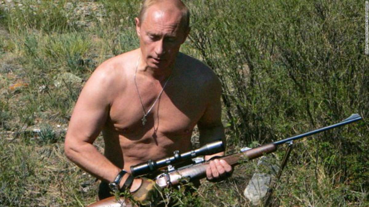 Putin: "Non farei mai la doccia insieme a un gay"
