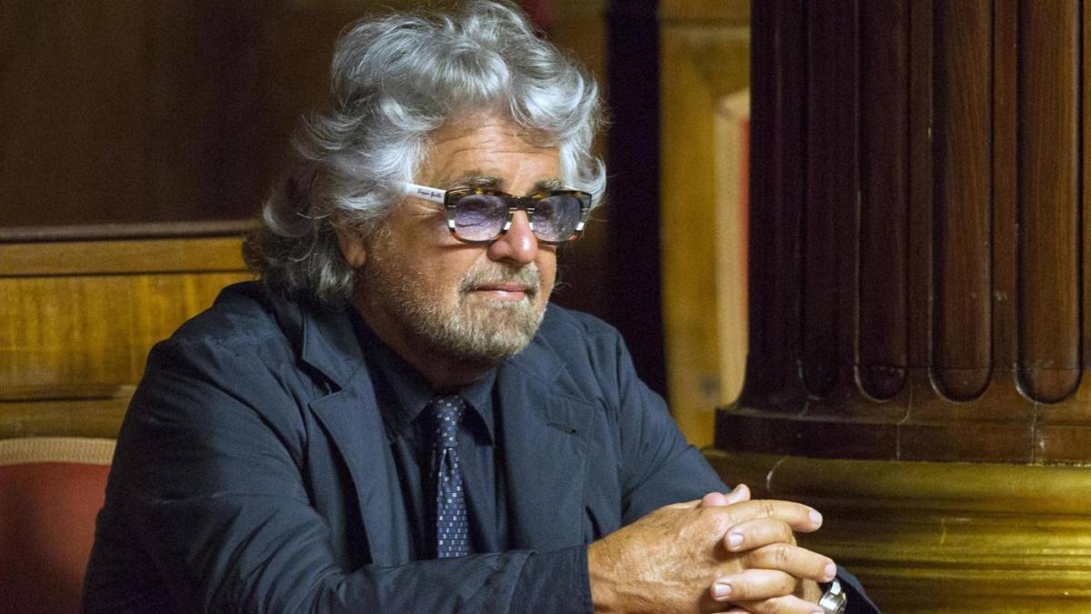 Hackeraggio di Rousseau, Beppe Grillo se la prende con Pd e media