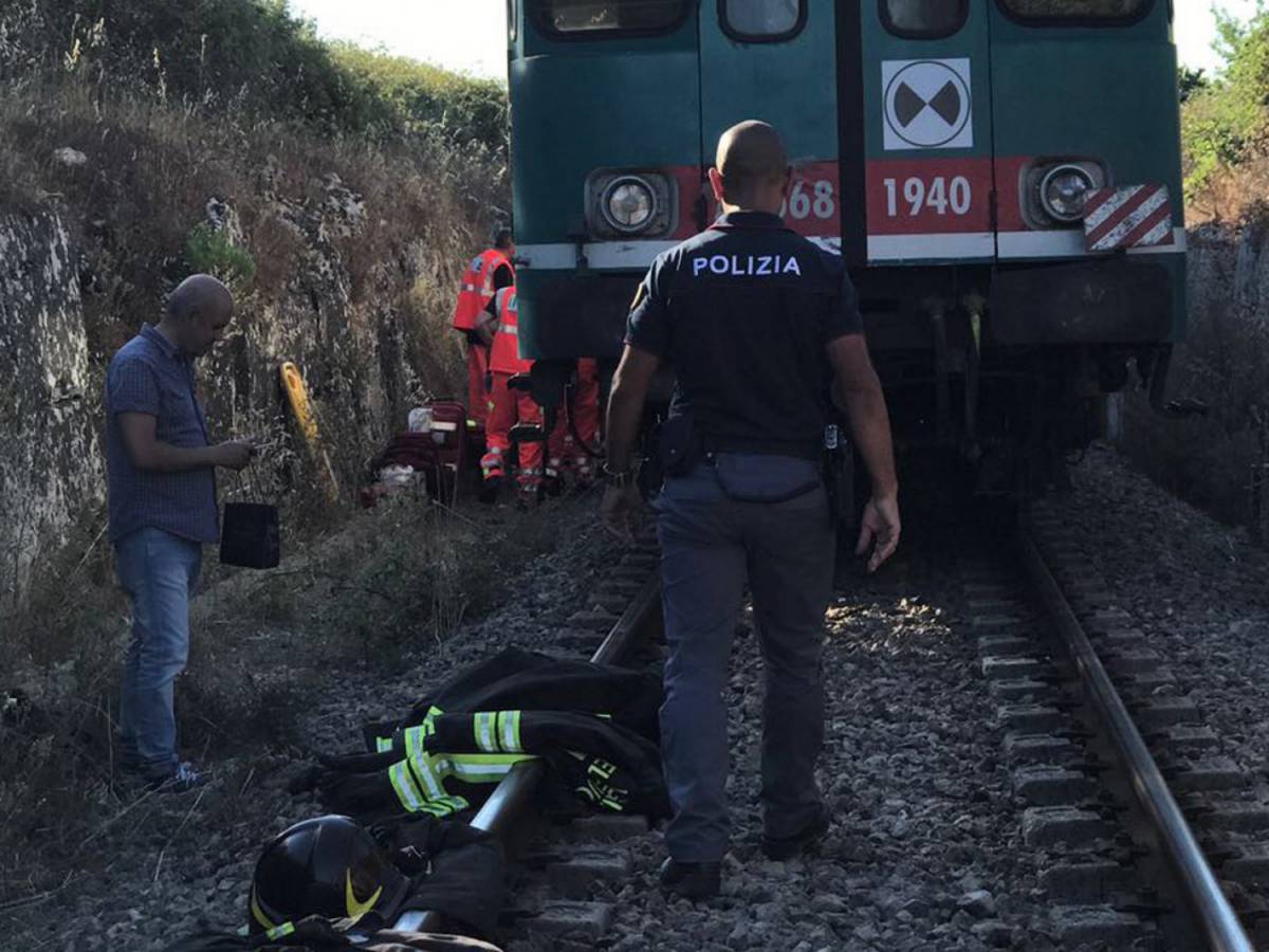Scontro tra treni nel Salento: incidente su una linea a binario unico