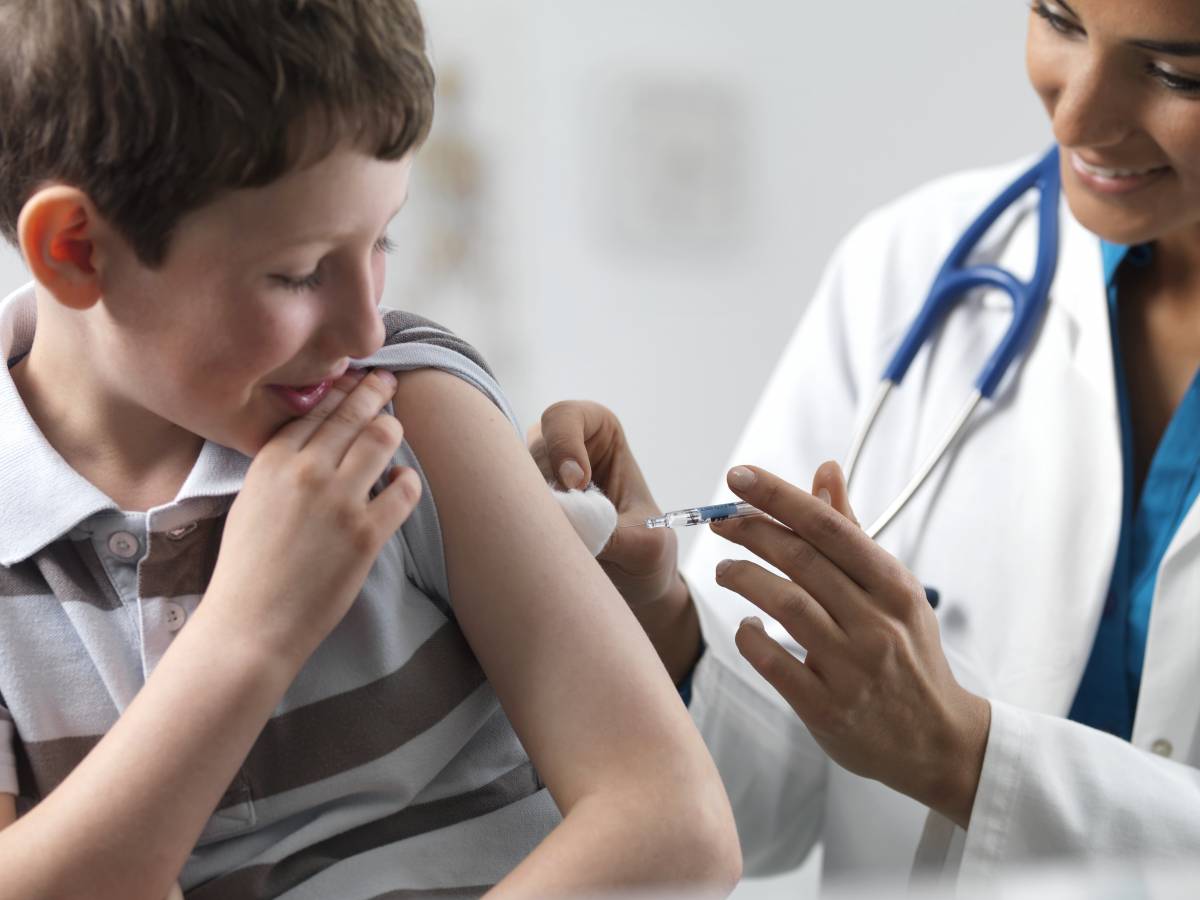 Vaccini, ridotti da 12 a 10 quelli obbligatori per i bambini