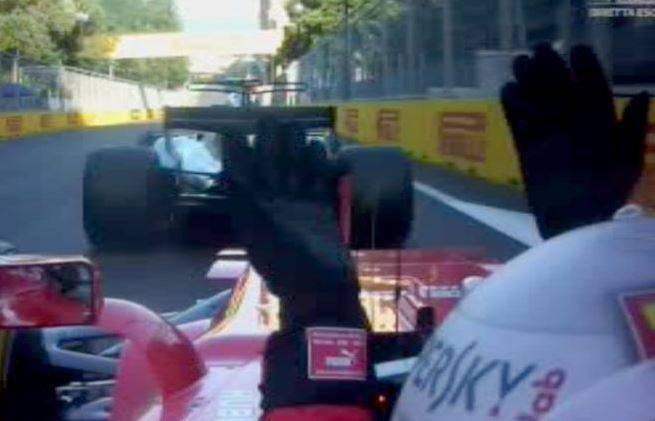 F1, Gp Baku: Hamilton perde protezione del casco