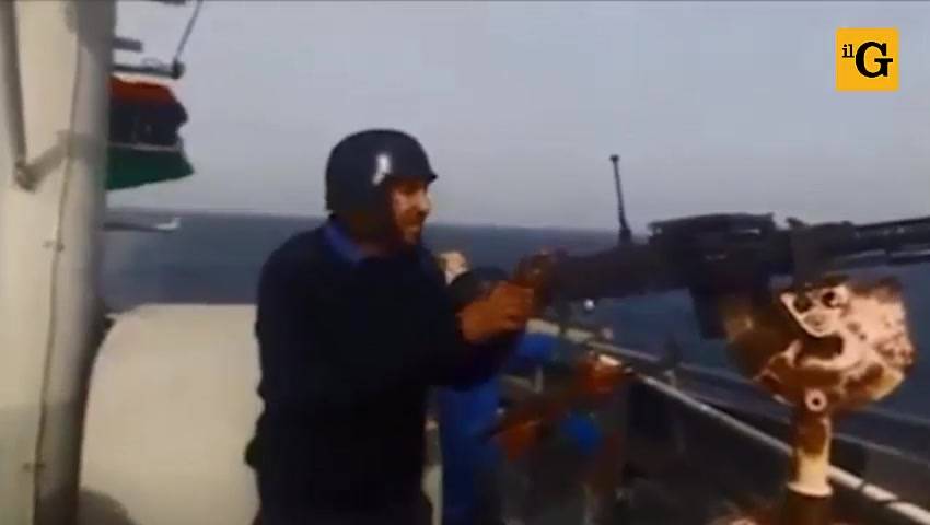 In Libia i trafficanti hanno aperto il fuoco sulla guardia costiera