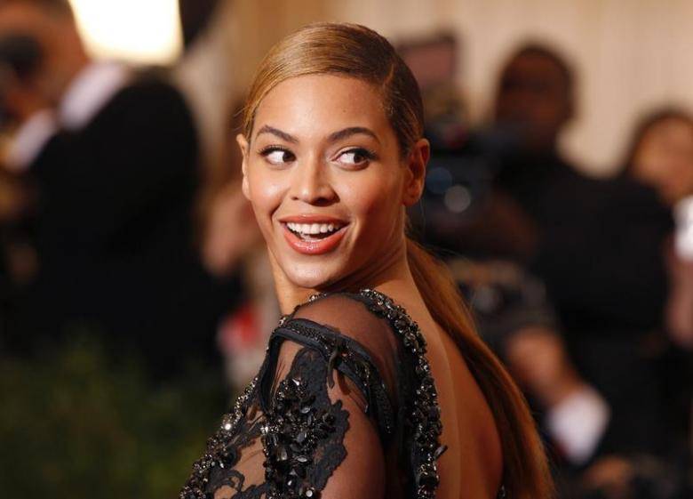 Beyoncé sbarca in Nba: la popstar vuole acquisire gli Houston Rockets