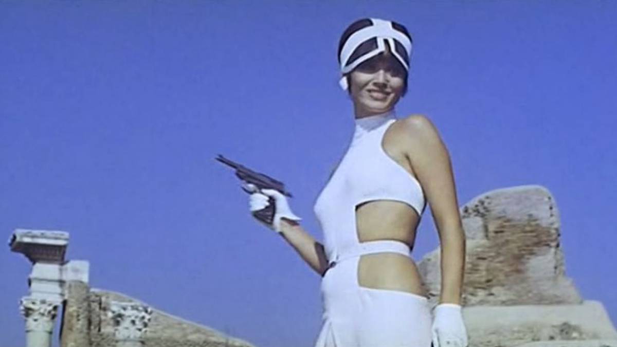 Elsa Martinelli in "La decima vittima"