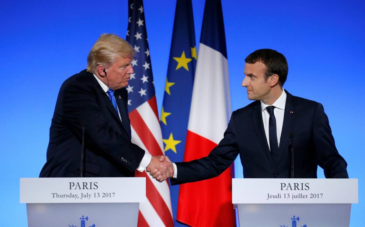 Trump a Parigi apre sul clima: "Qualcosa potrebbe cambiare"