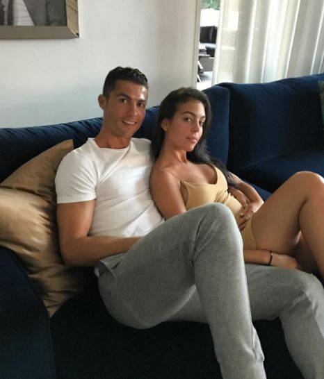 Cristiano Ronaldo conferma la gravidanza della sua fidanzata