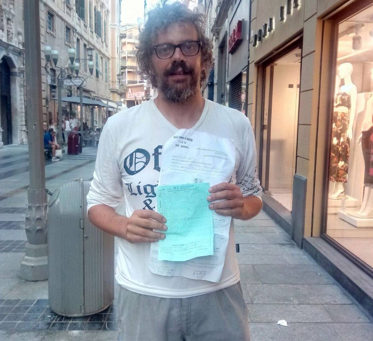 Il clarinettista di Sanremo multato per 5000 euro per colpa di due cd 