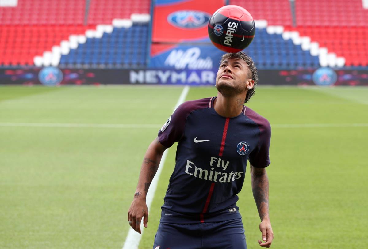 Psg, arrivato il transfer per Neymar: domenica il debutto in Ligue 1