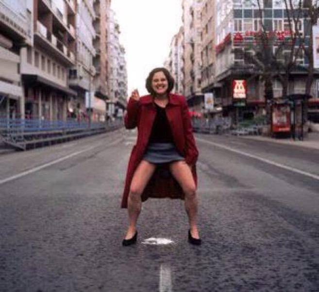 Barcellona, se l'addetto stampa del sindaco urinava in strada per "arte"