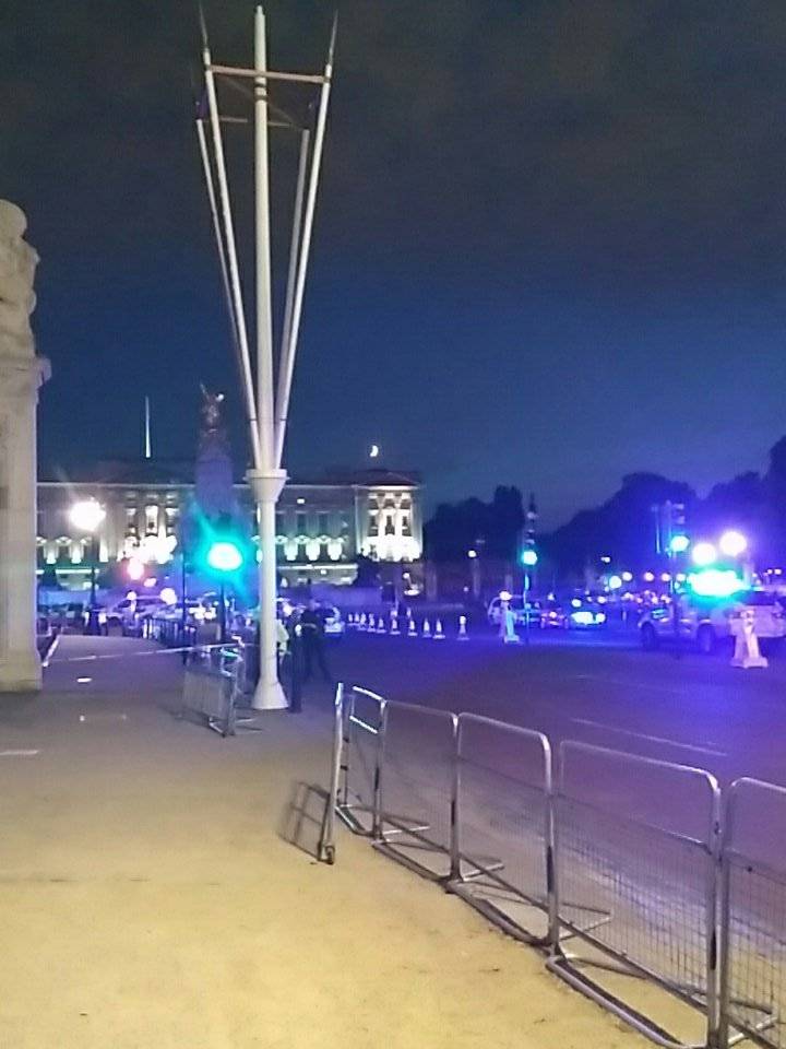 A Londra arrestato un uomo: aveva lungo coltello in auto