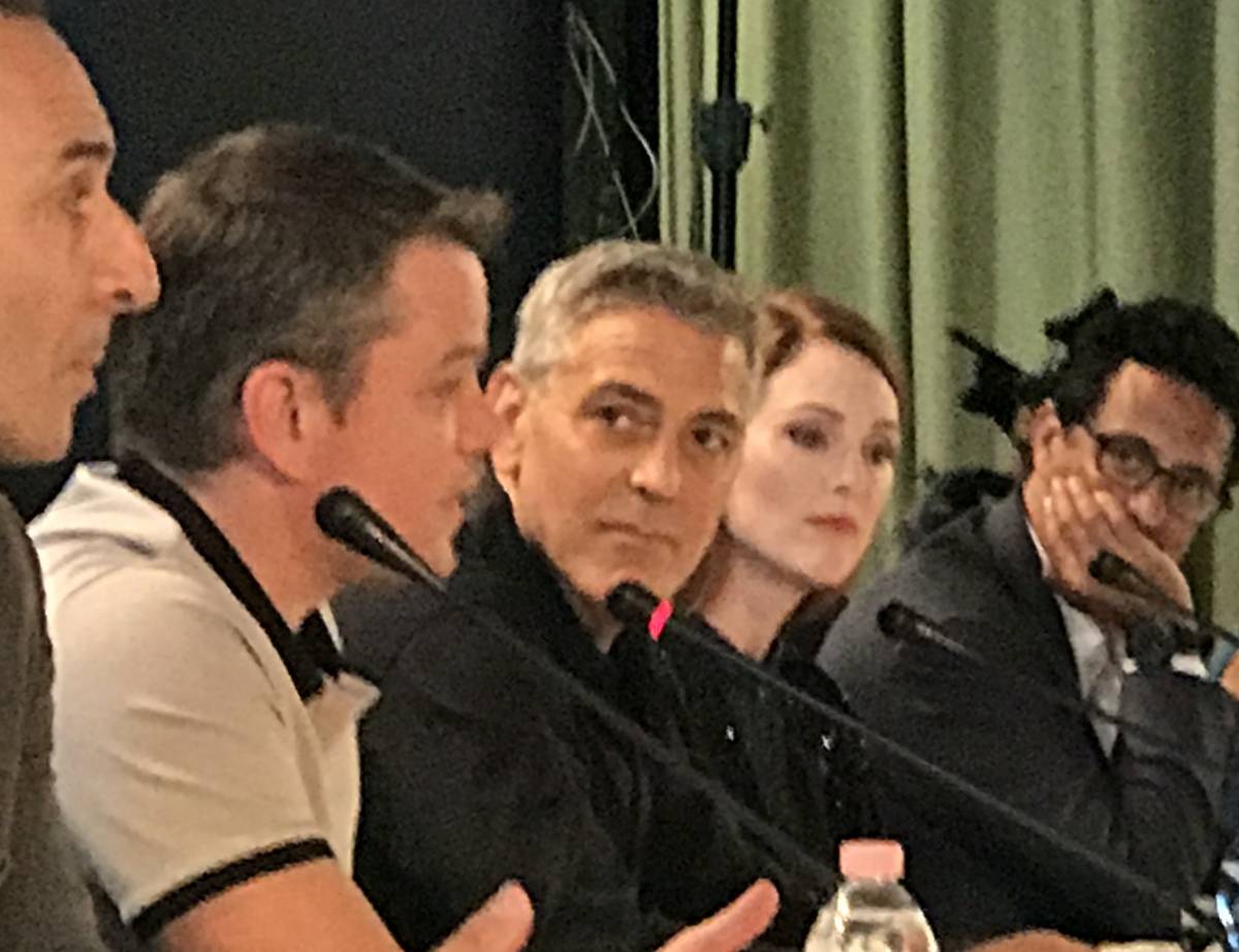 Il Clooney politico della conferenza stampa di "Suburbicon"