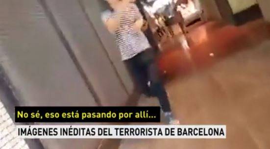 Barcellona, terrorista dopo la strage: "Non so cosa sia successo"