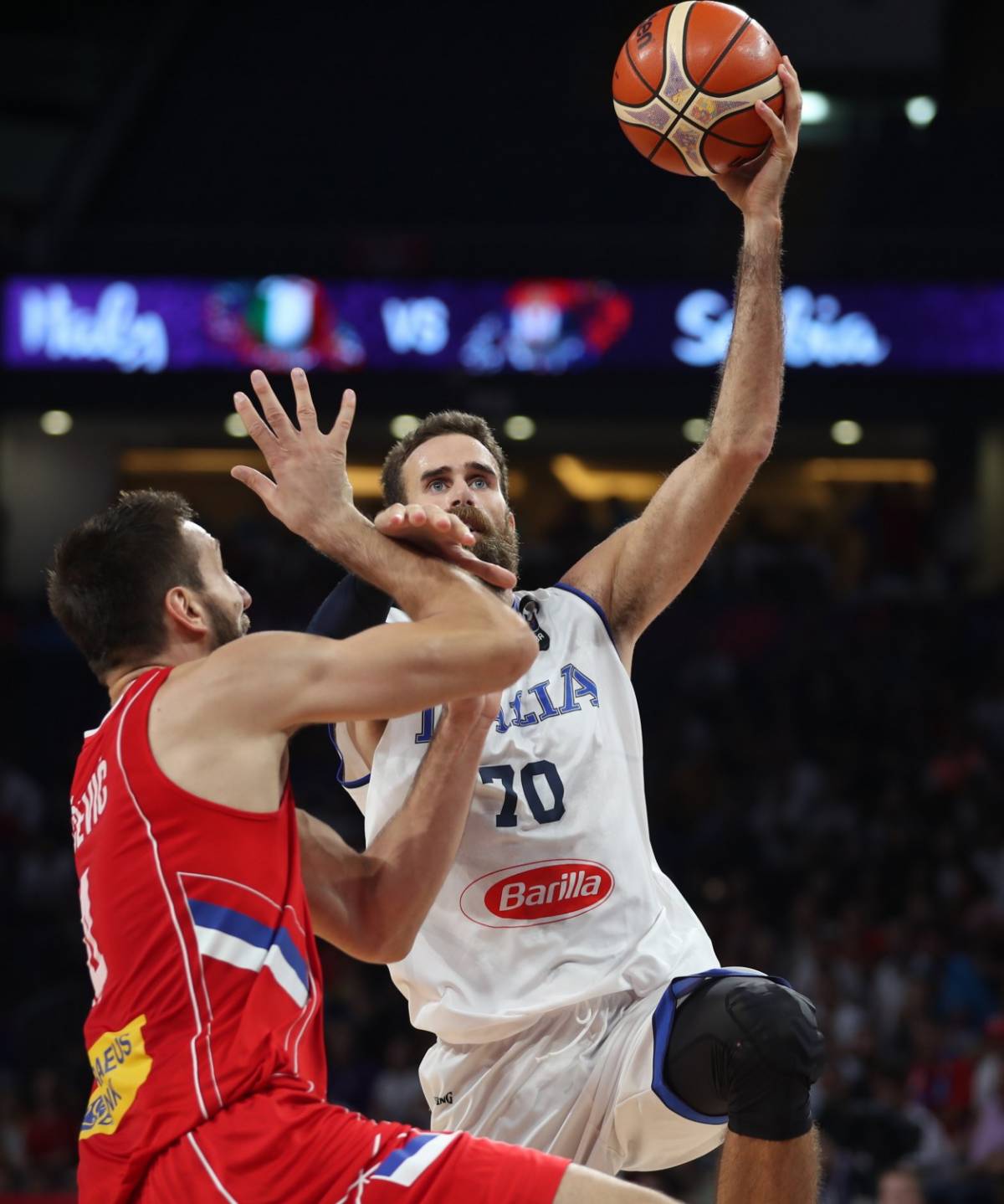 Europeo, l'Italbasket sbatte sulla Serbia: azzurri out ai quarti di finale