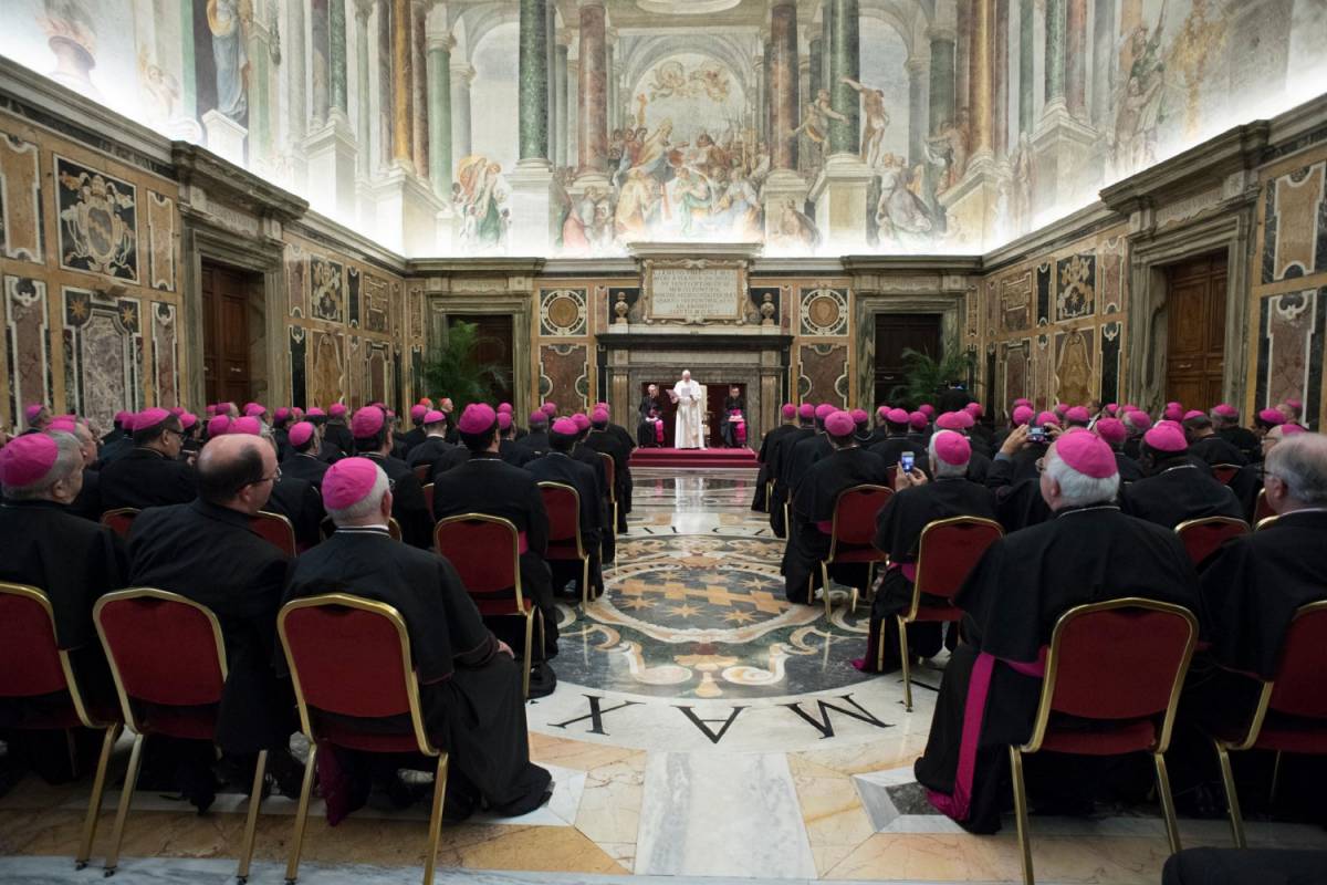Pedofilia, arrestato in Vaticano l'ex addetto alla Nunziatura di Washington