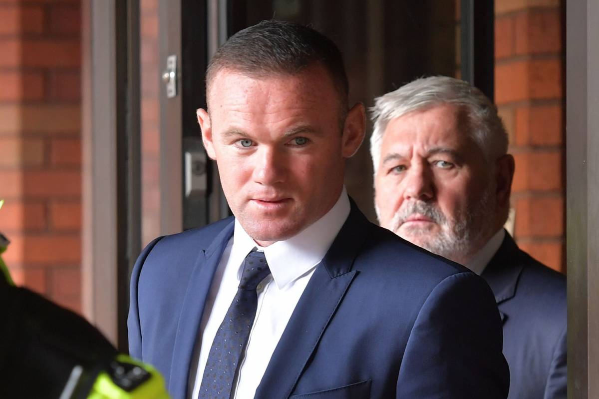 Rooney, due anni senza patente per guida in stato di ebbrezza: "Chiedo scusa"