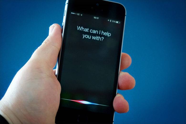 Apple cerca un ingegnere-psicologo per fare di Siri il nostro terapeuta