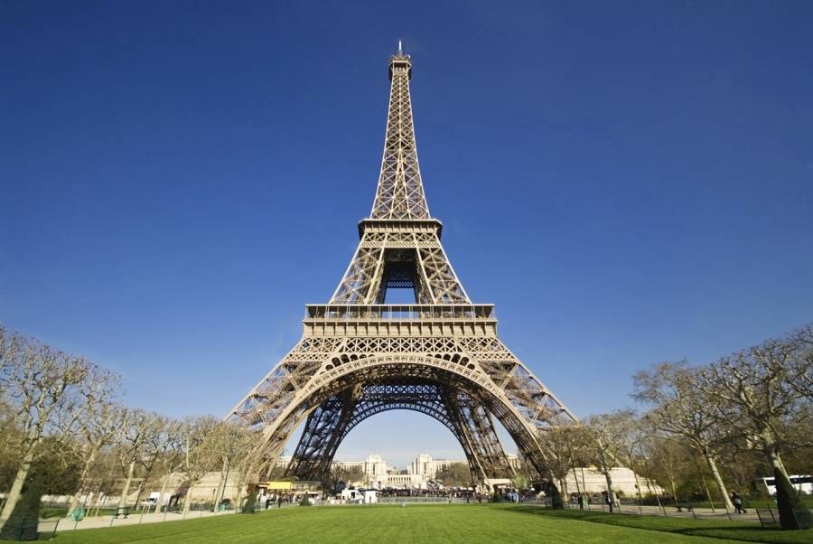 Terrorismo, un muro di cristallo per proteggere la Torre Eiffel
