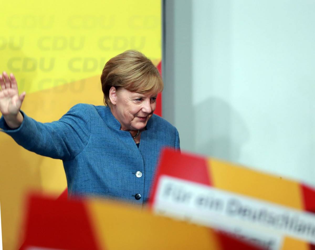 Merkel ha imparato la lezione: "Massimo 200mila profughi"