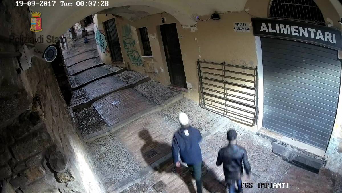 Sanremo, due rapine in 3 giorni. Arrestata gang di nordafricani