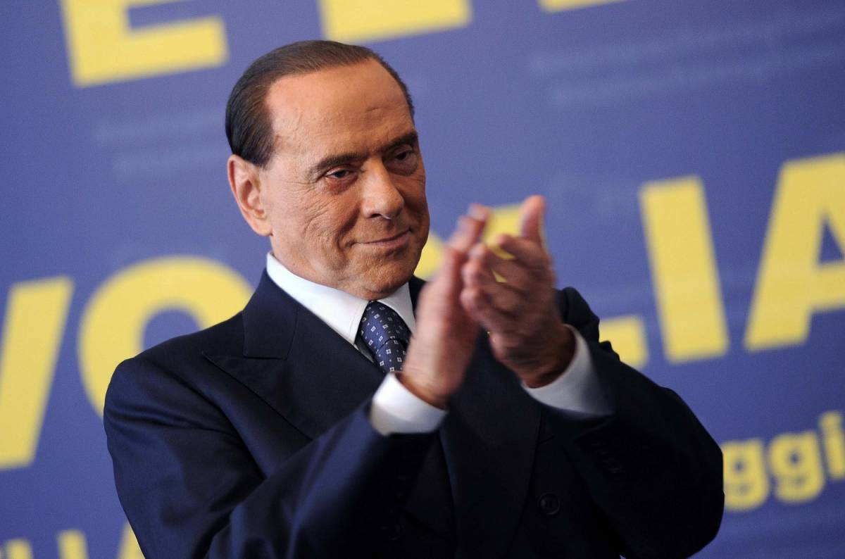 L'ok di Berlusconi: "Siamo attenti ai moniti del Quirinale"