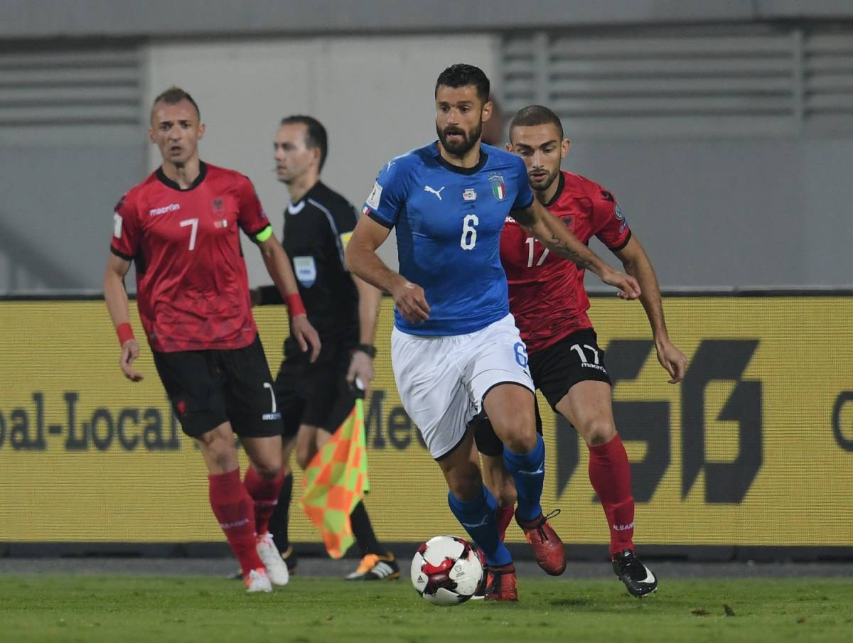 All'Italia basta Candreva: azzurri corsari in Albania e testa di serie ai playoff