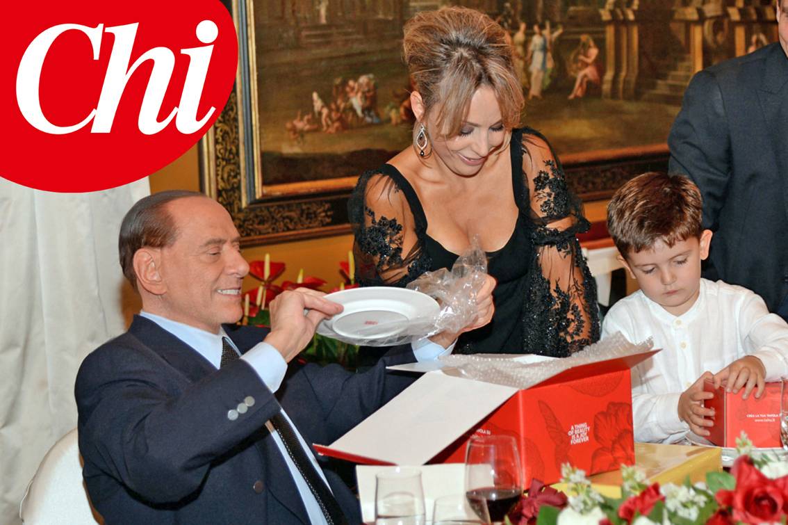 Il compleanno di Silvio Berlusconi in famiglia