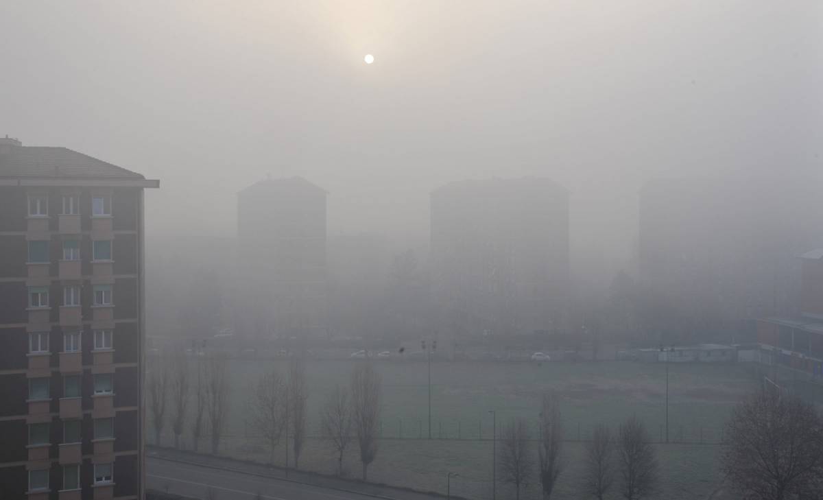 Smog record in Nord Italia: a Torino "non aprite porte e finestre"