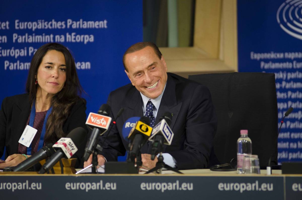 Berlusconi pensa a Tajani: "Sarebbe un ottimo premier"