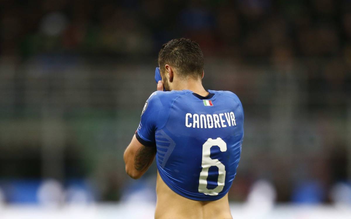 "Troppi calciatori stranieri nel calcio italiano". E il flop diventa un caso politico