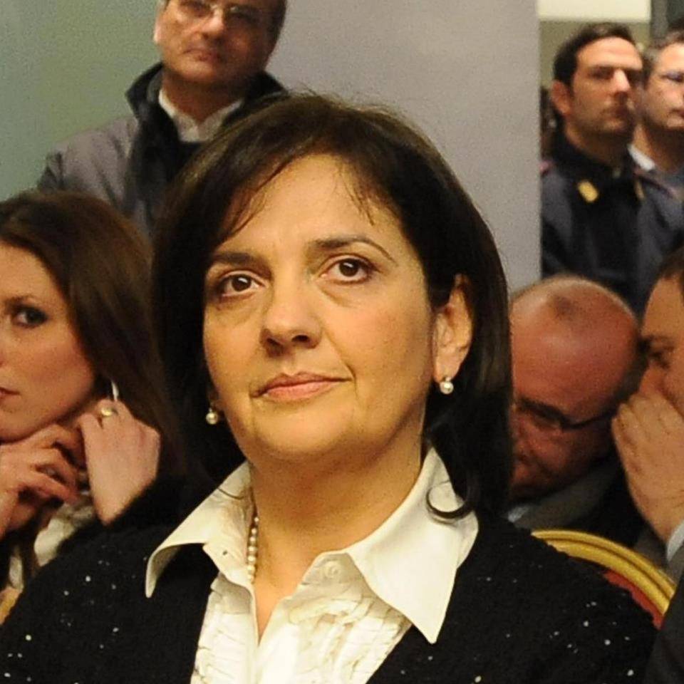 Arrestato sindaco S.Maria Capua Vetere. Indagata deputata Pd