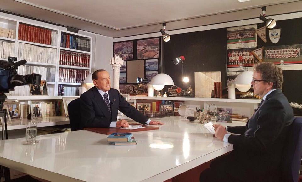 Berlusconi pronto all'appello per la "rivoluzione liberale"