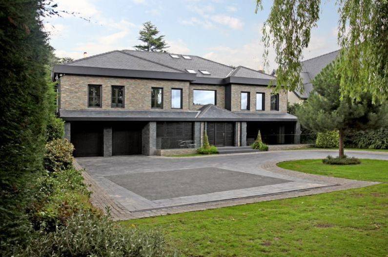 Ibrahimovic e la sua reggia: la casa gli costa 20.000 euro al mese