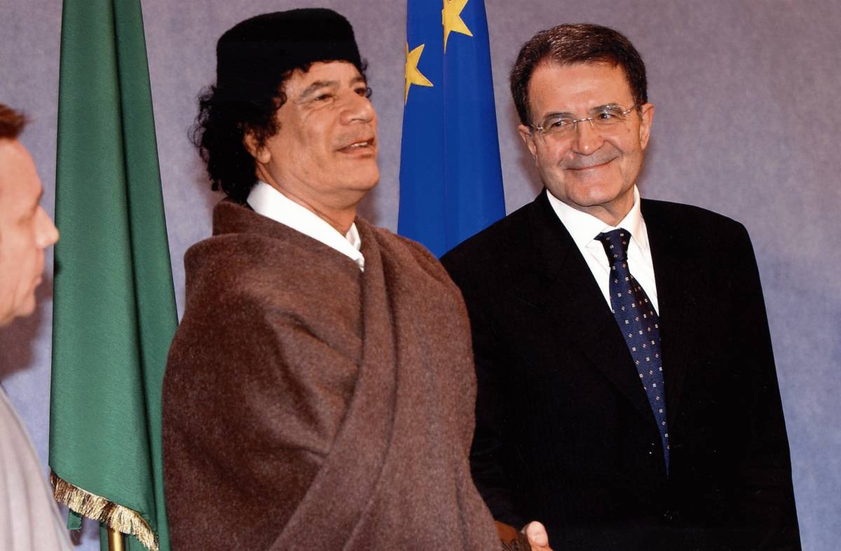 E alla fine Prodi ammise: "A Berlusconi hanno fatto pagare la Libia"