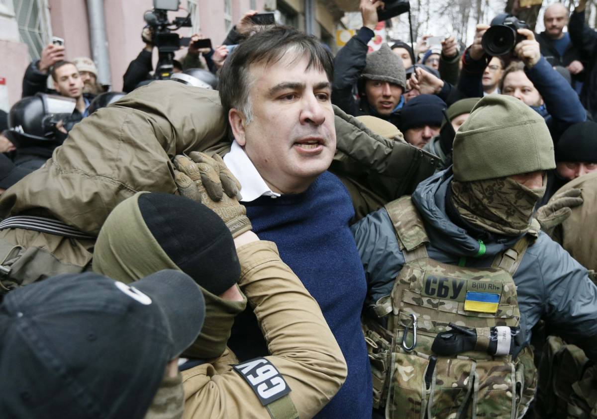 Arrestato lʼex presidente georgiano Saakashvili, proteste a Kiev