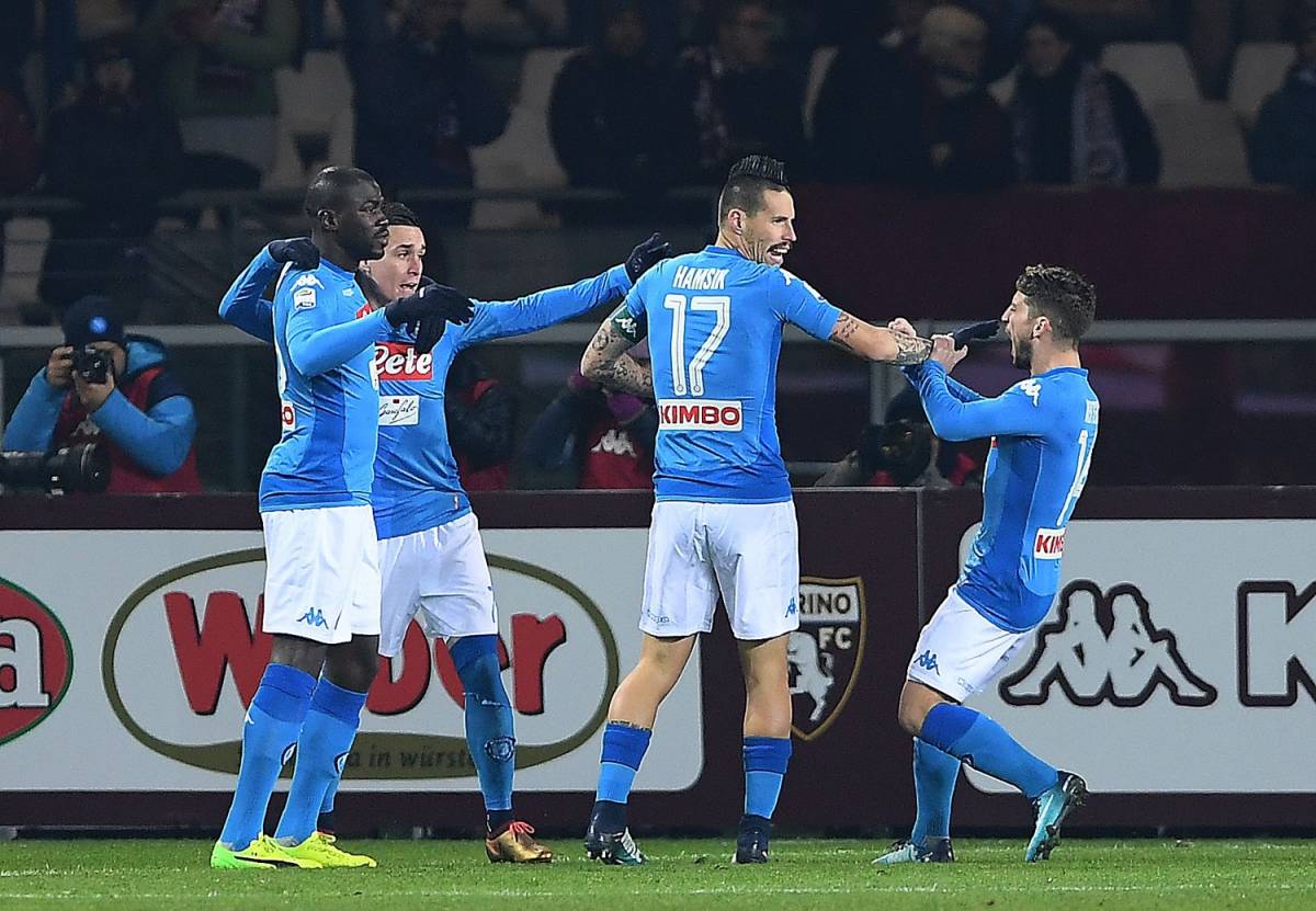 Il Napoli espugna Torino 3-1 e si riprende il primo posto in classifica