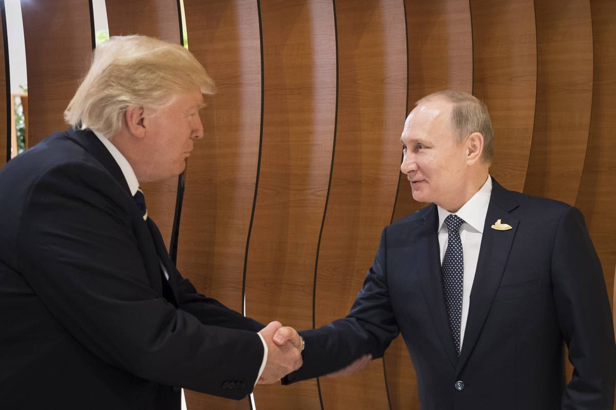La Cia sventa un attentato in Russia e Putin chiama Trump per ringraziarlo