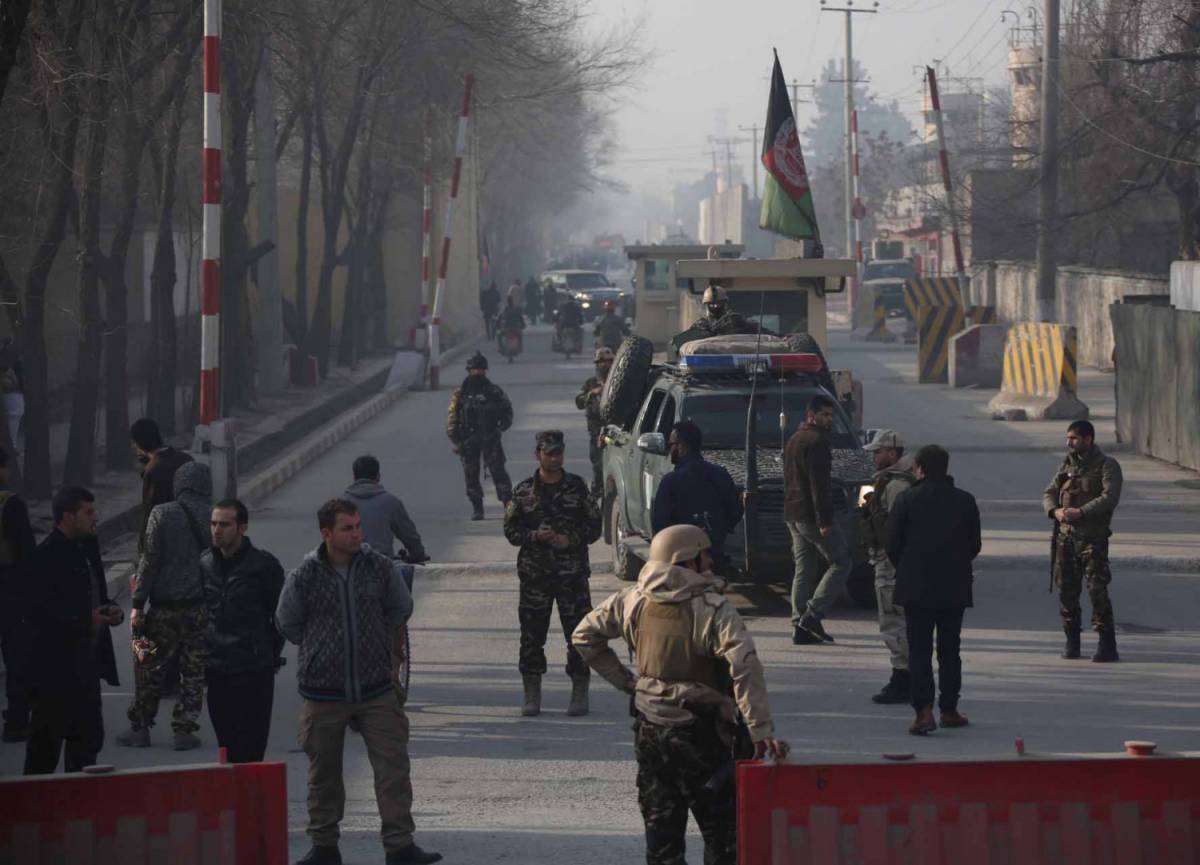 Attacco suicida a Kabul: quaranta morti e 30 feriti