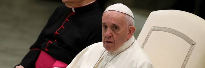 "Complotto contro Bergoglio in Conclave", l'accusa del cardinale