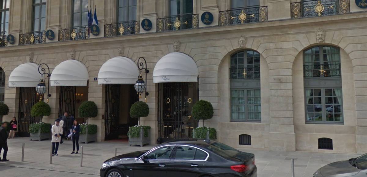 Parigi, rapina da film al Ritz: rubati milioni, ladri in fuga