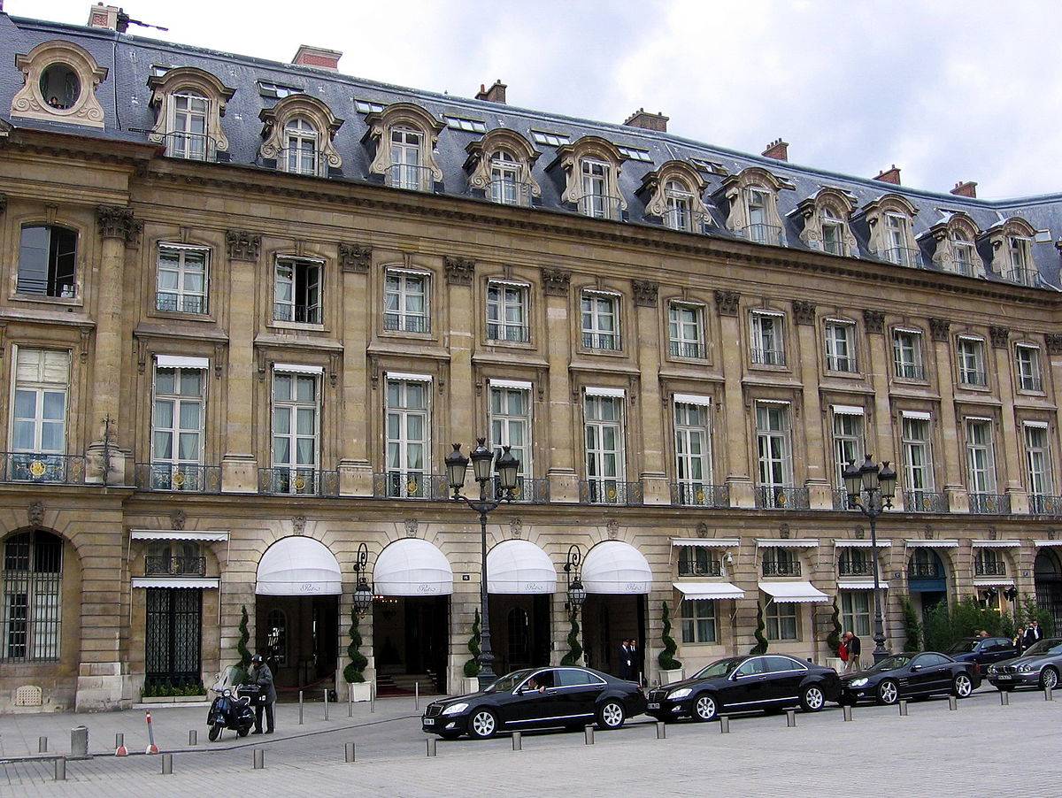 Rapina da film al Ritz di Parigi, svaligiata la gioielleria