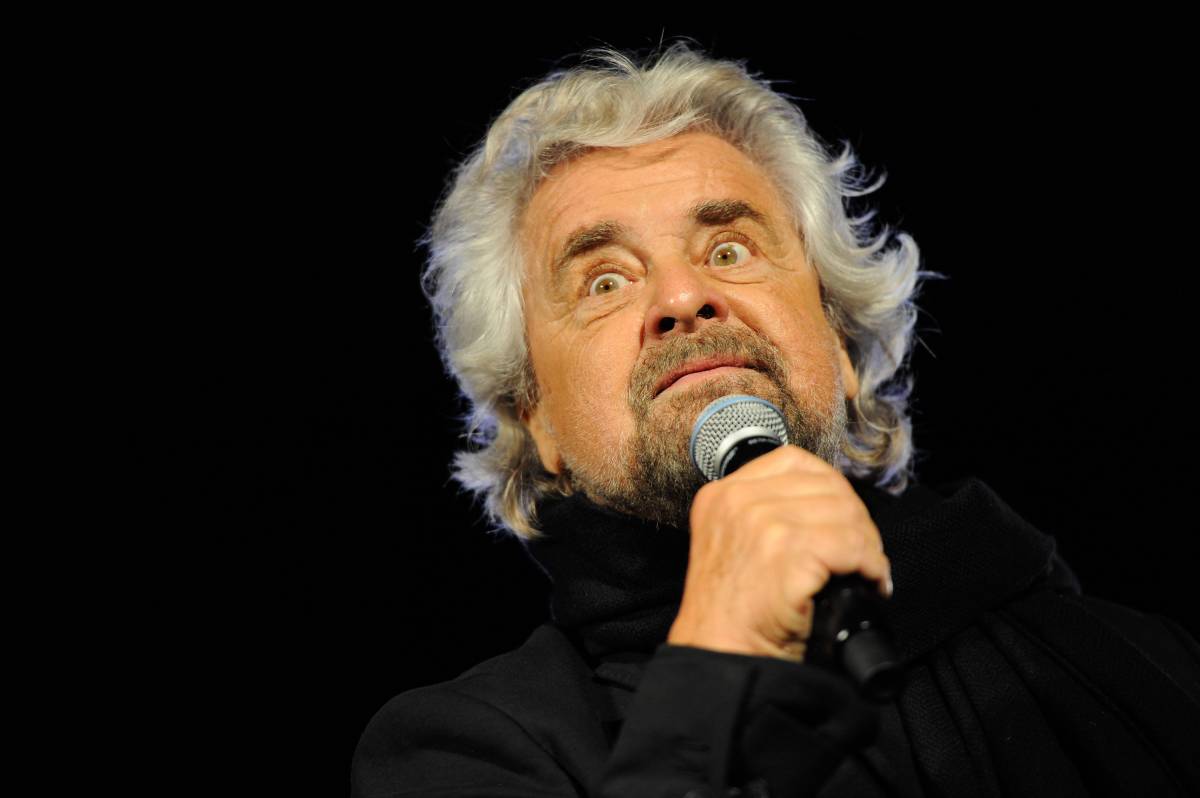 La (folle) proposta di Grillo: "Senato a sorteggio"